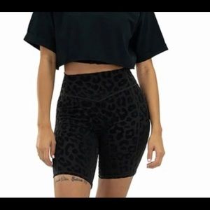 TRADE ** balance athletica lux rider shorts